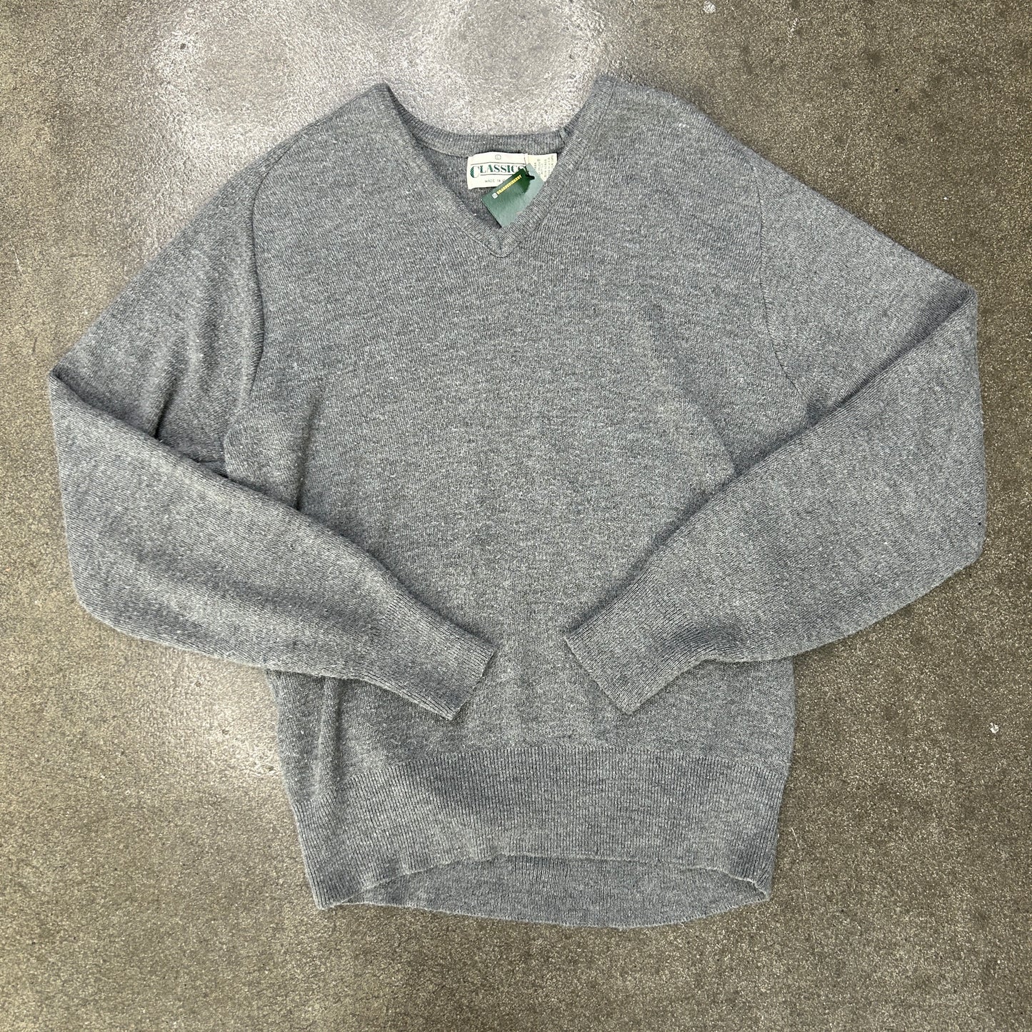 Vintage Classics V Neck Sweater