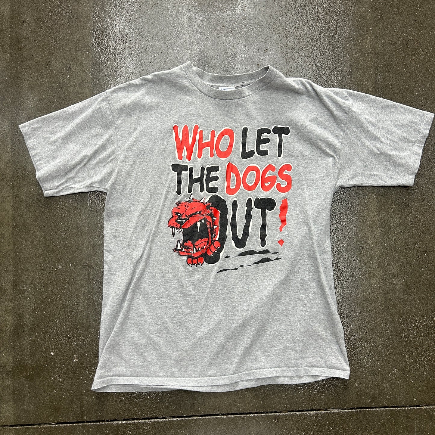 Vintage Georgia Bulldogs Who Let The Dogs Out Tee