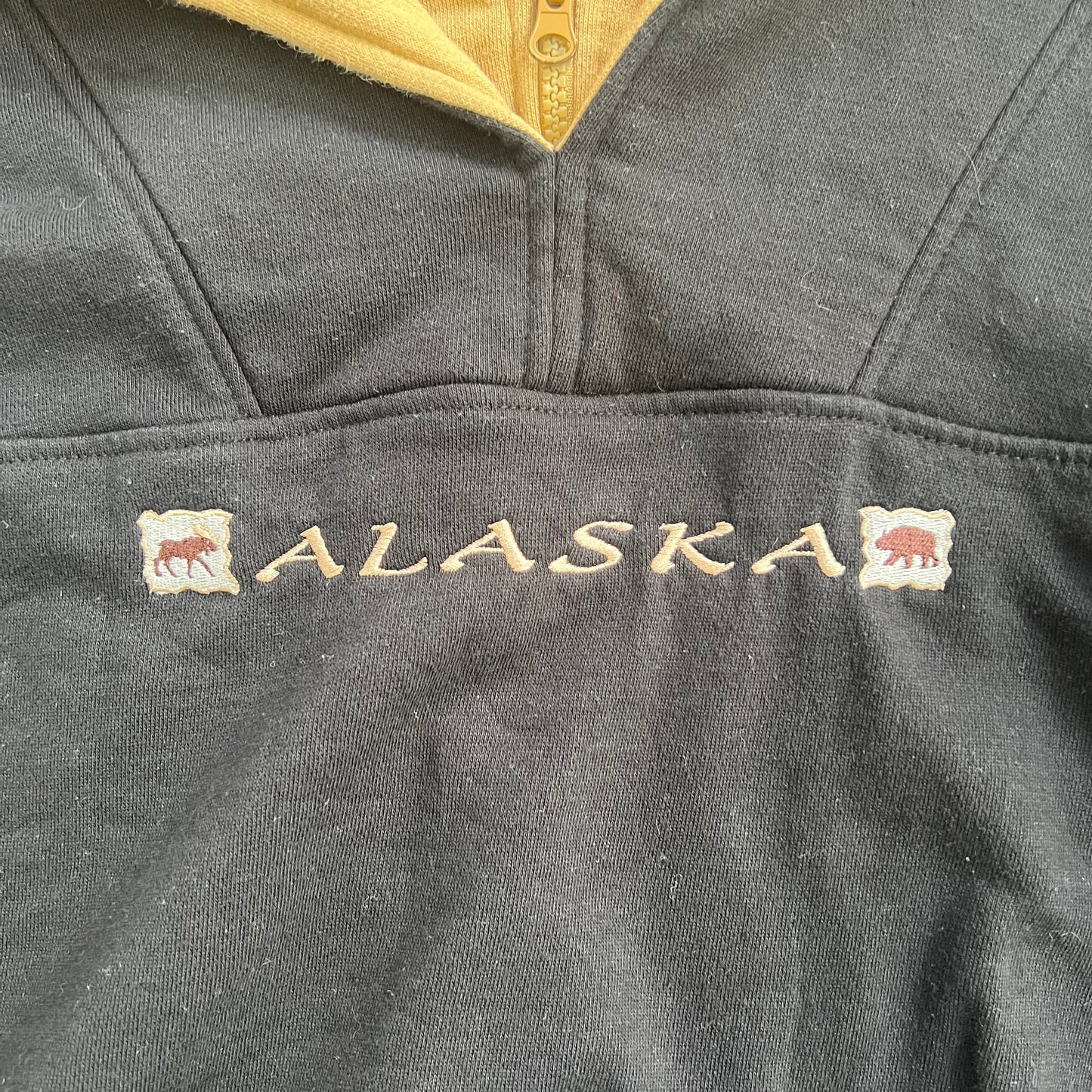 Vintage Alaska Quarter Zip