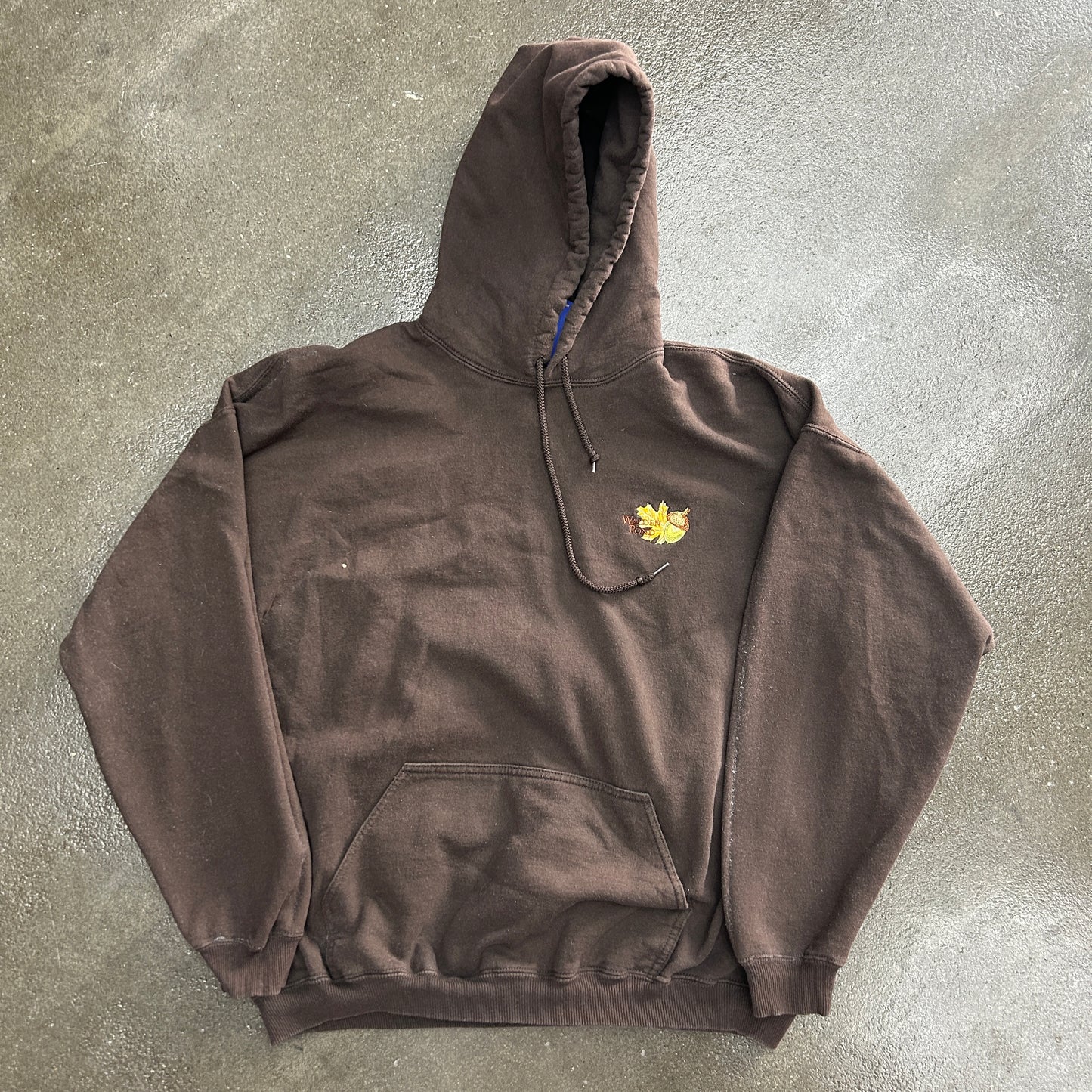 Vintage Warden Pond Embroidered Crewneck