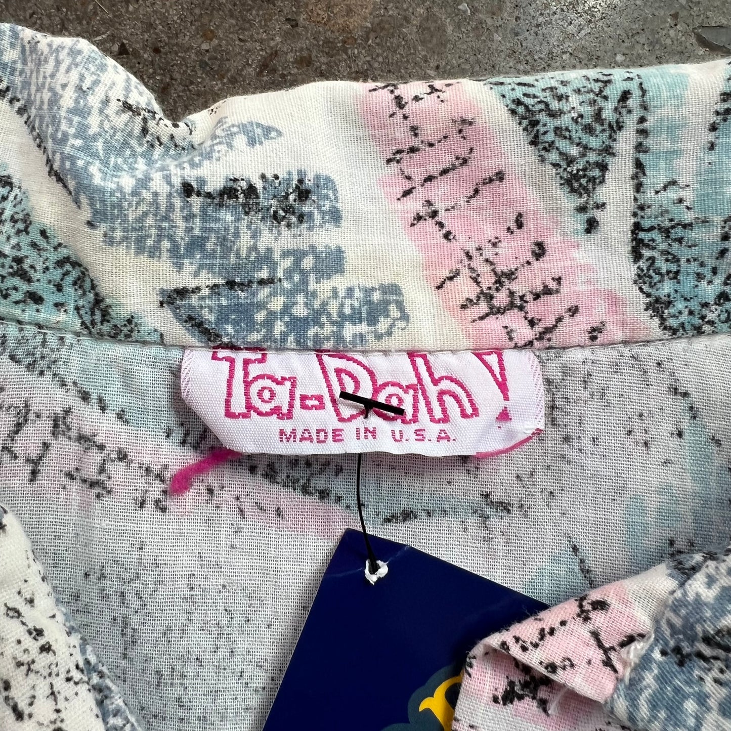 Vintage Ta-Dah! Button Up
