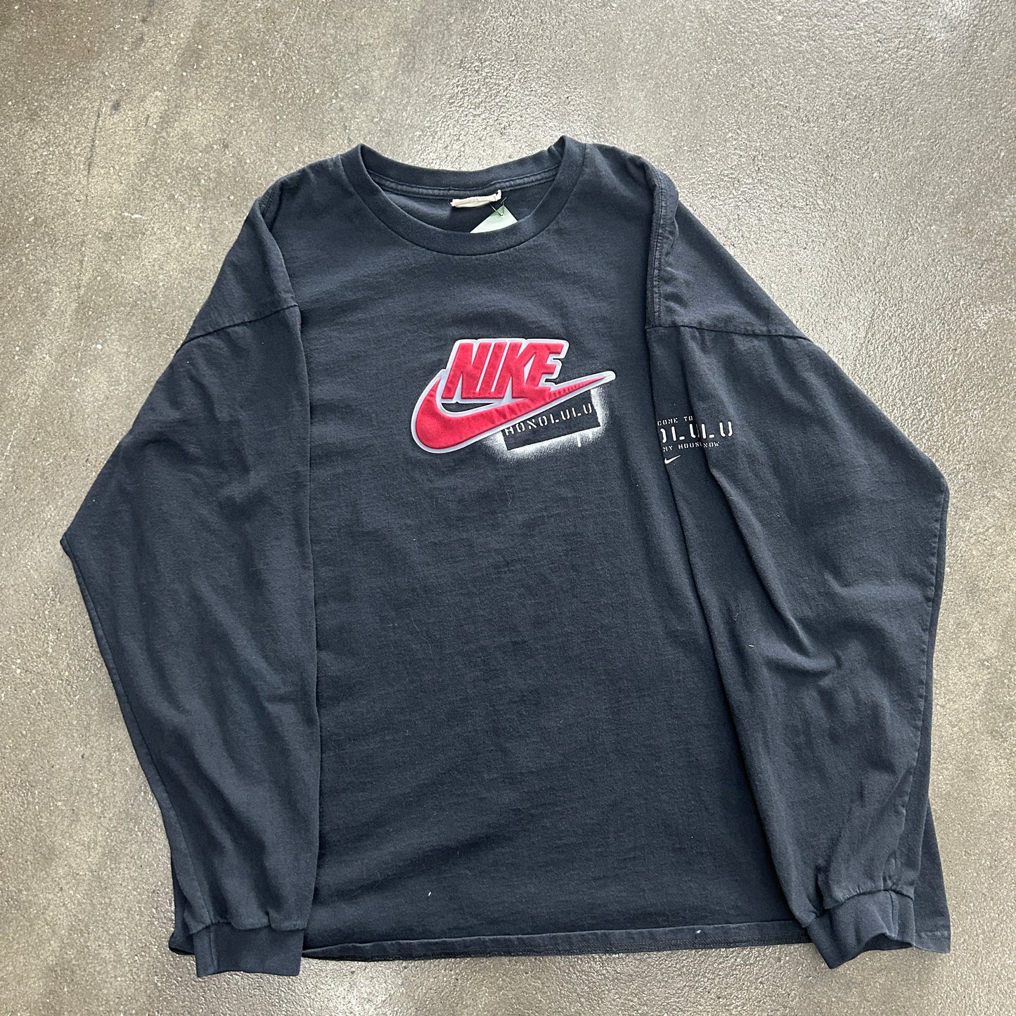 Vintage Nike Honolulu Long Sleeve