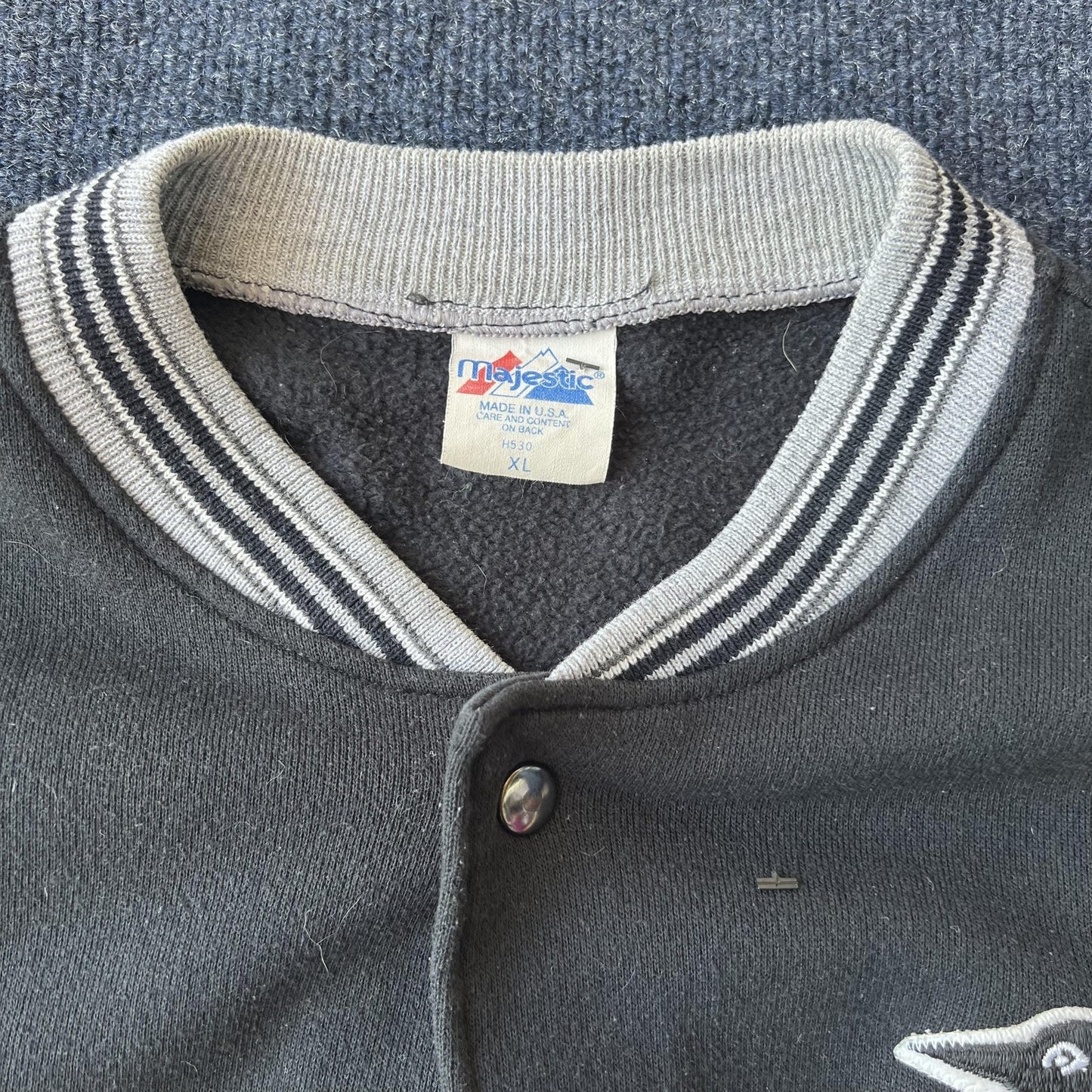 Vintage 90s Pittsburgh Penguins Button Up Jacket