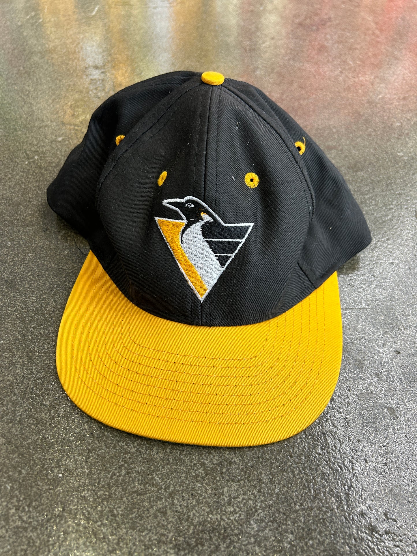 Vintage Pittsburgh Penguins Hat