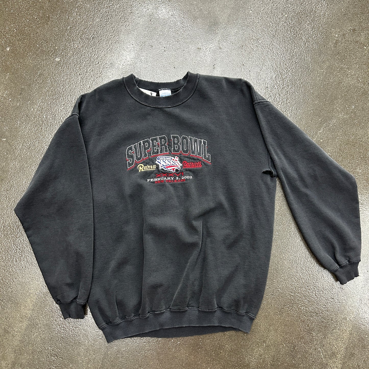 Vintage 2002 Super Bowl XXXVI Sweatshirt