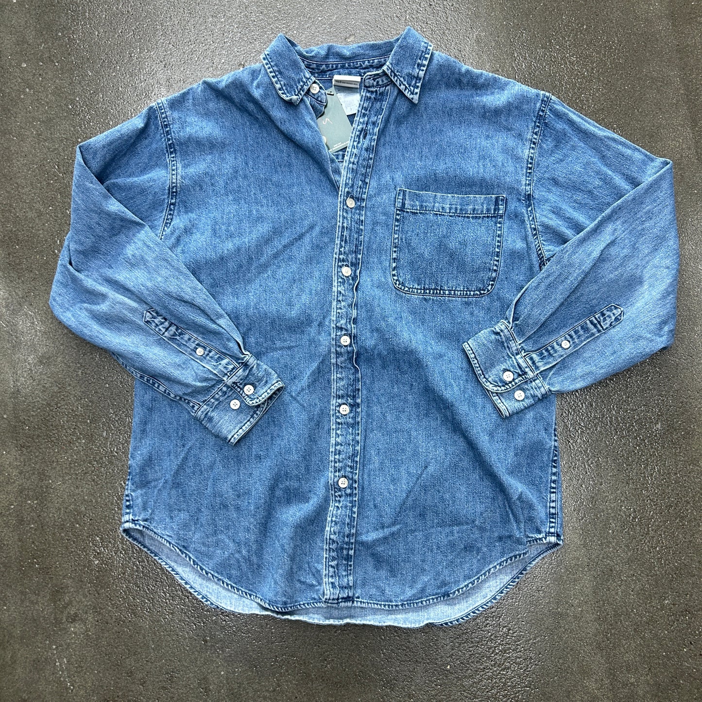 Vintage Warner Bros Embroidered Button Up