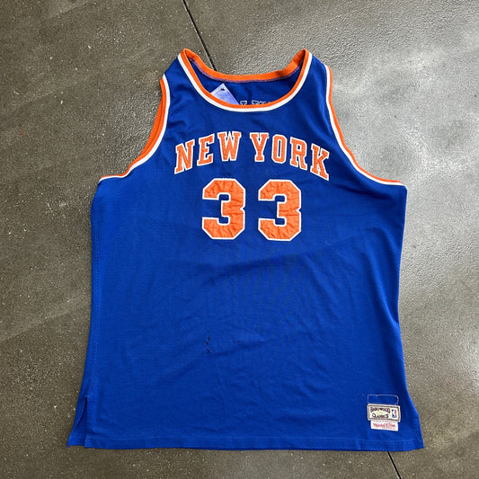Vintage New York Knicks Ewing Jersey