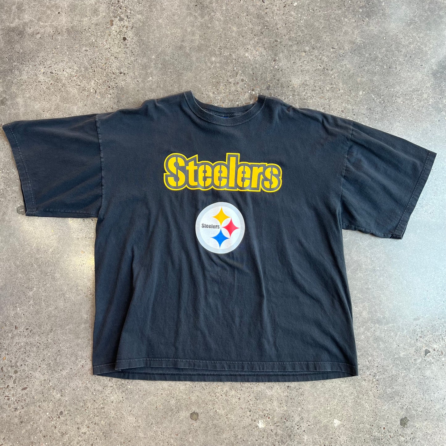 Vintage Steelers Logo Tee