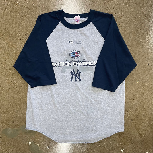 Vintage NY Yankees Baseball Tee