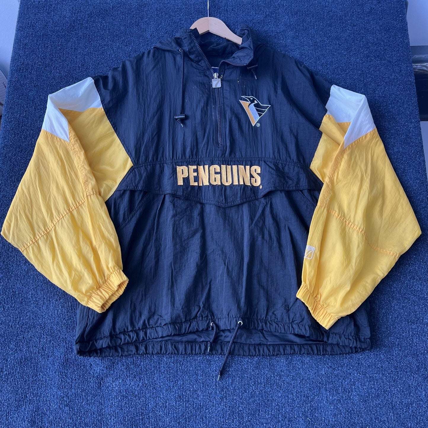 Vintage 90s Pittsburgh Penguins Logo 7 Jacket