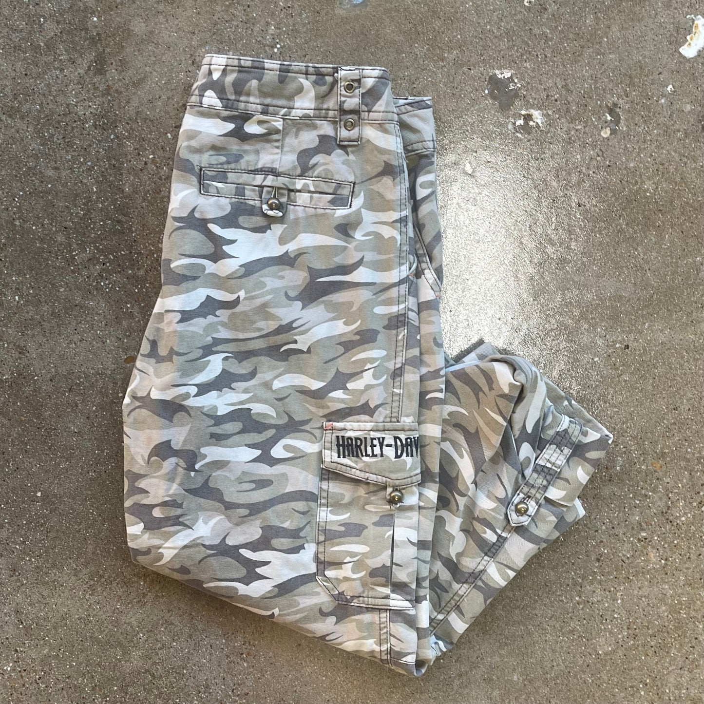 Vintage Harley Davidson Camo Capris