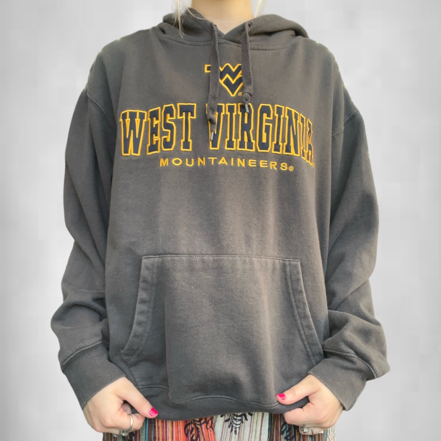 Vintage West Virginia Mountaineers Hoodie