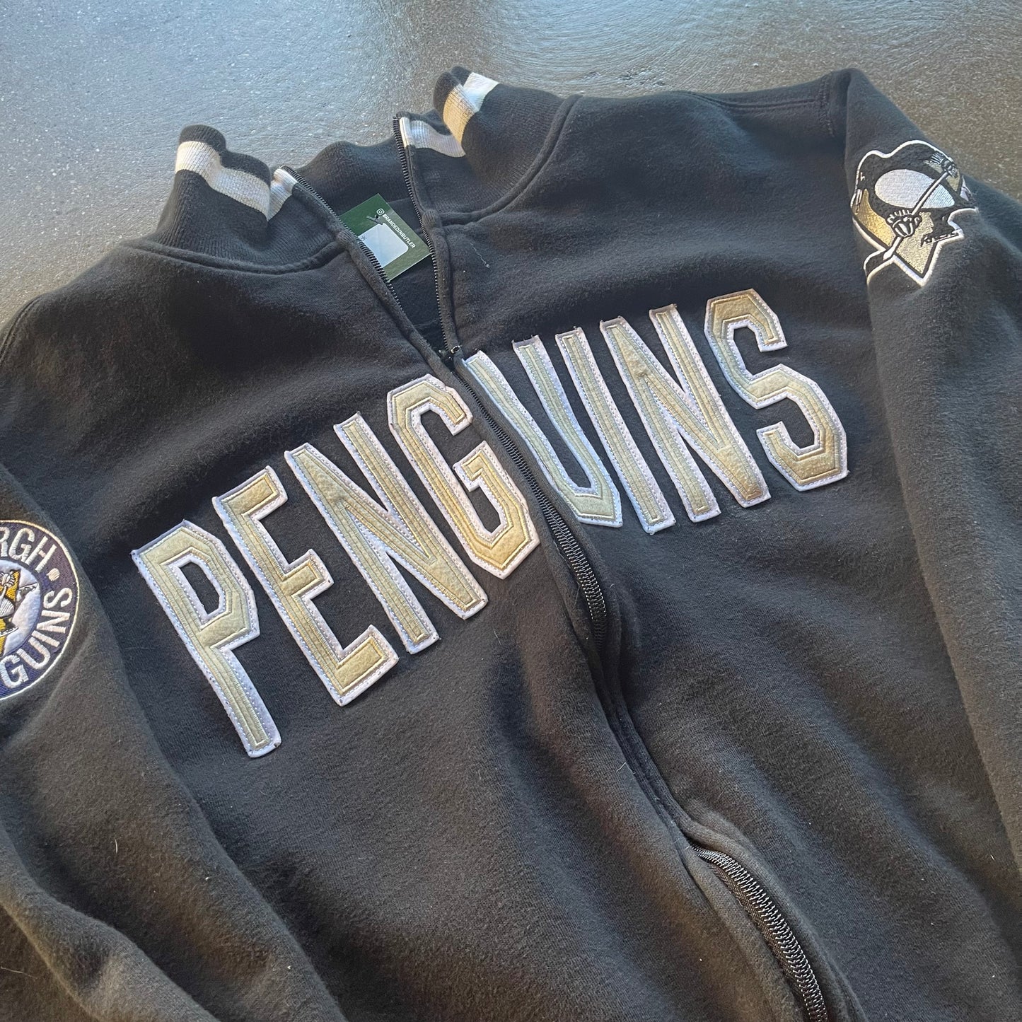 Vintage Pittsburgh Penguins Zip Up