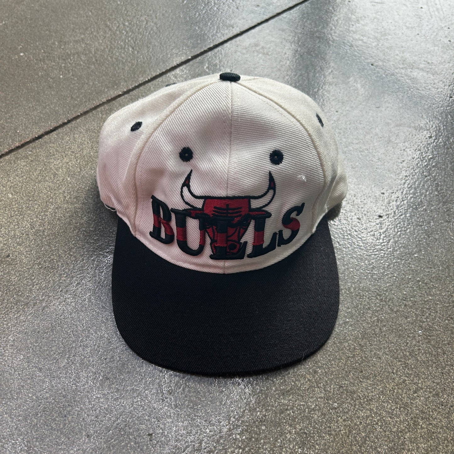 Vintage 90s Chicago Bulls Hat