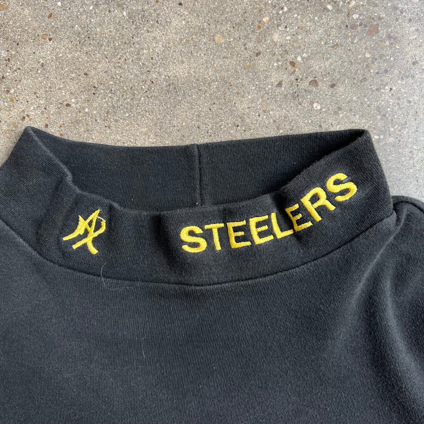 Vintage Pittsburgh Steelers NFL Thermal Pro Sportline Turtleneck Long-Sleeve