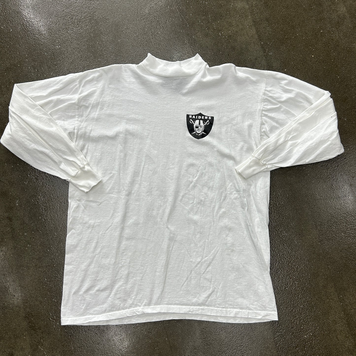 Vintage Raiders Long Sleeve Tee
