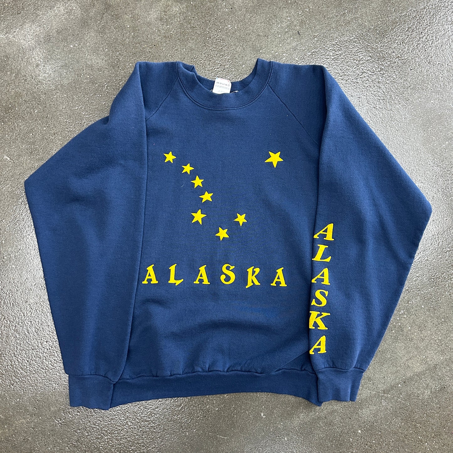 Vintage Alaska Fruit Of The Loom Sweatshirt