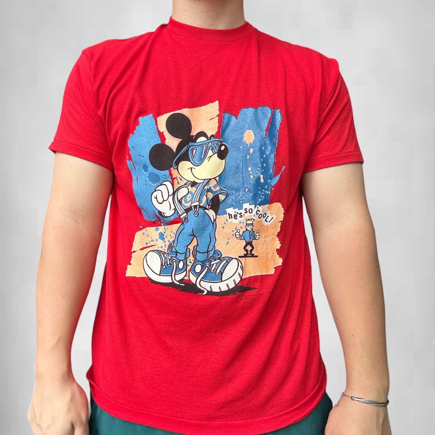 Vintage 2000s Mickey Mouse Tee