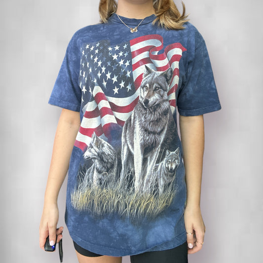 Vintage Wolf Flag Tee